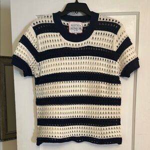 Alexia Admor Navy and White Knit Sweater